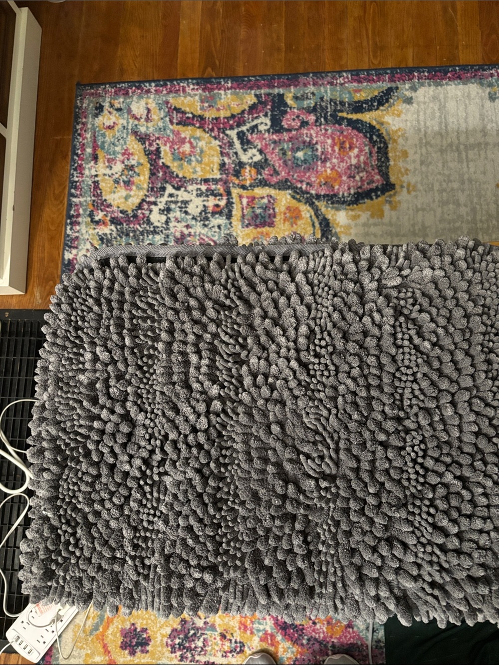Norwex Plush Chenille Bath Mat in Gray